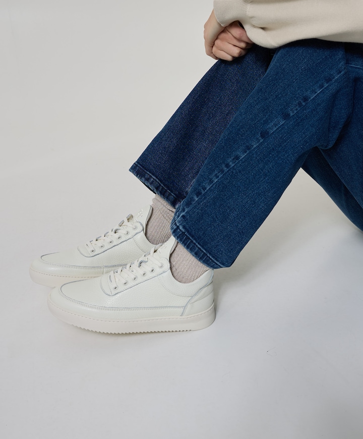 Low Top Grain dames sneakers ecru