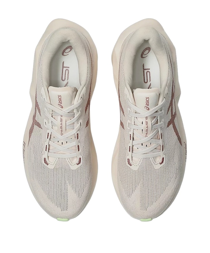 Novablast 6 dames runningschoenen roze
