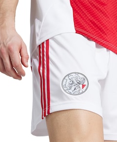 Ajax H short wit