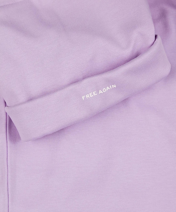 T-shirt paars