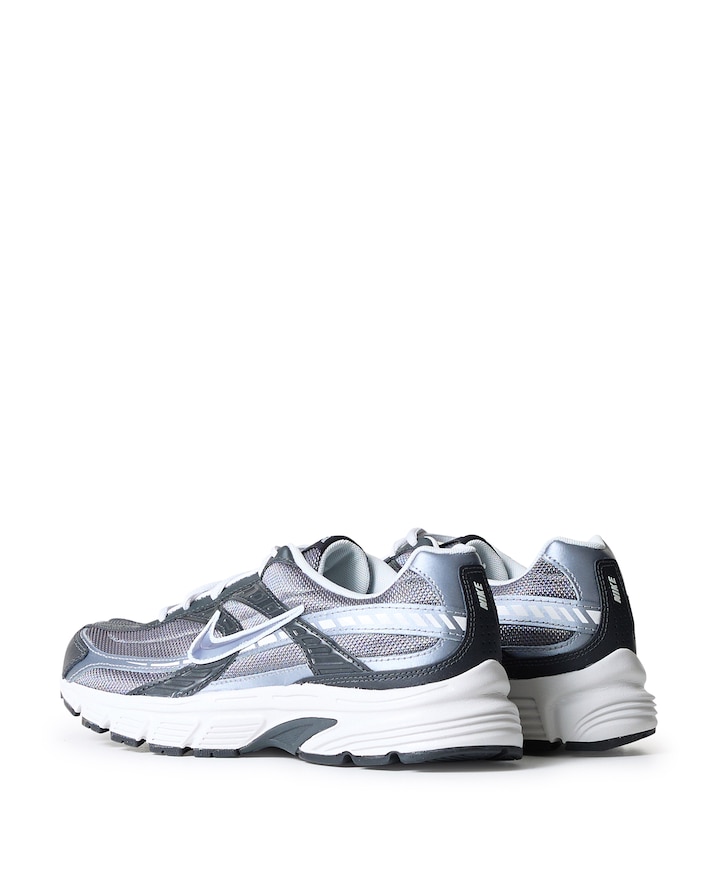 Nike Initiator sneakers grijs