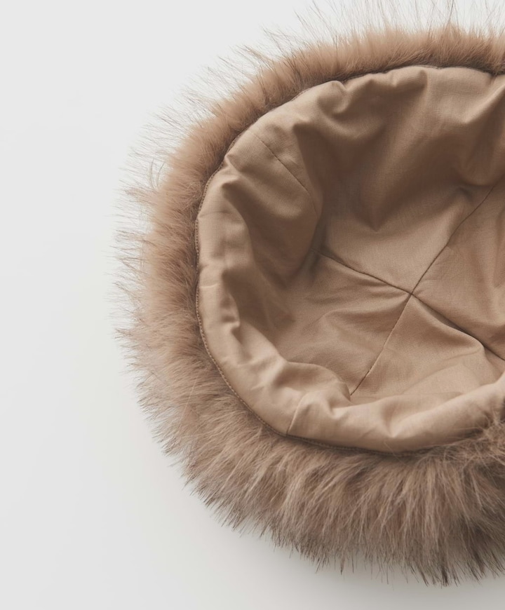 Dames hoofdaccessoire beige