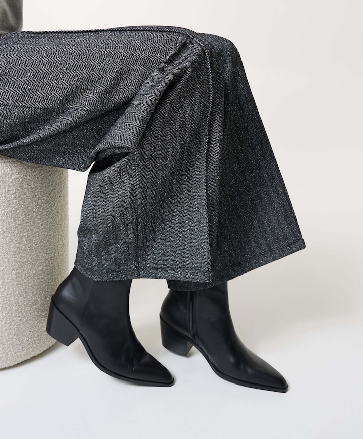 Carmen dames enkellaarzen zwart