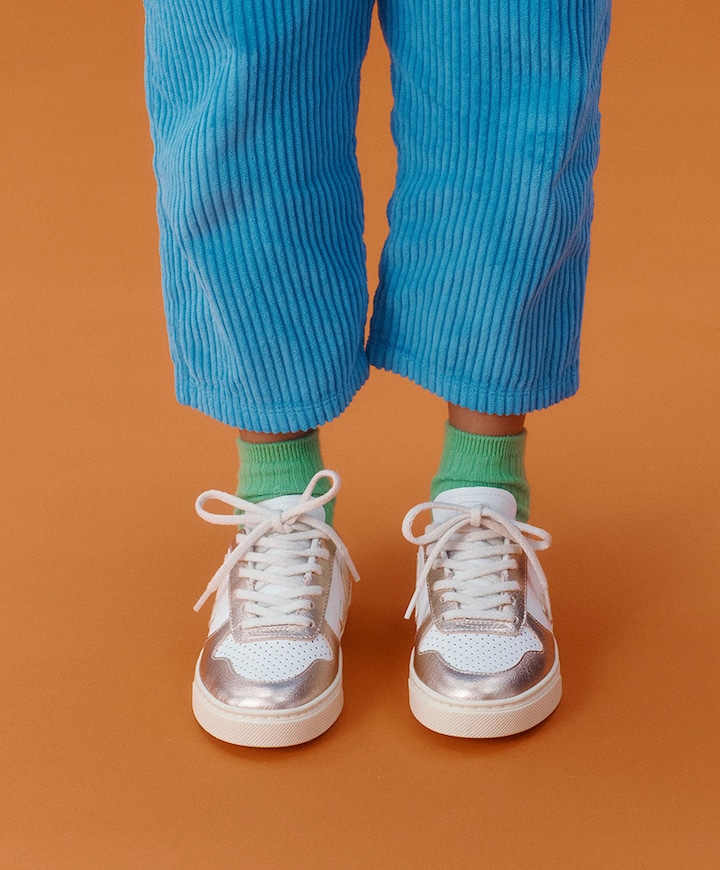 TEEN SMALL V-10 LACES sneakers wit