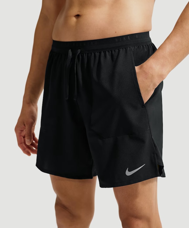 M Nk Df Stride 7in Bf consum heren shorts zwart