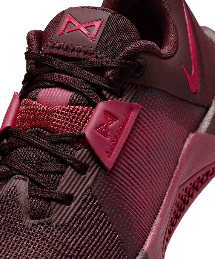 W Nike Metcon 10 runningschoenen rood