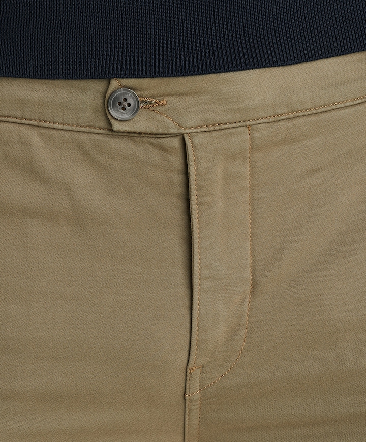 V9 CHINO DOBBEY STRETCH. heren broek beige
