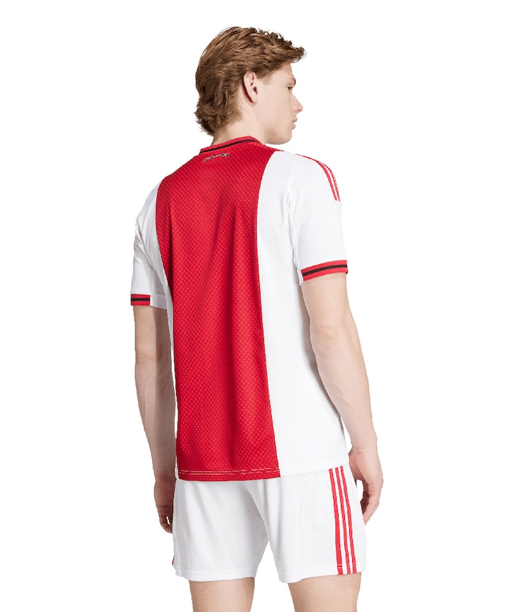 T-shirt wit