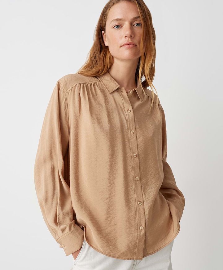 Blouse beige