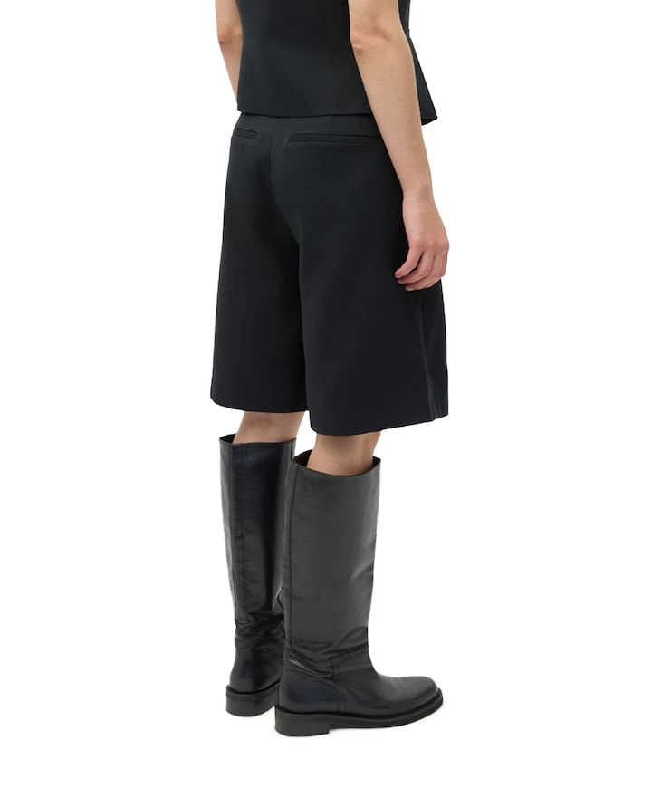 Endore 7092 bermuda zwart