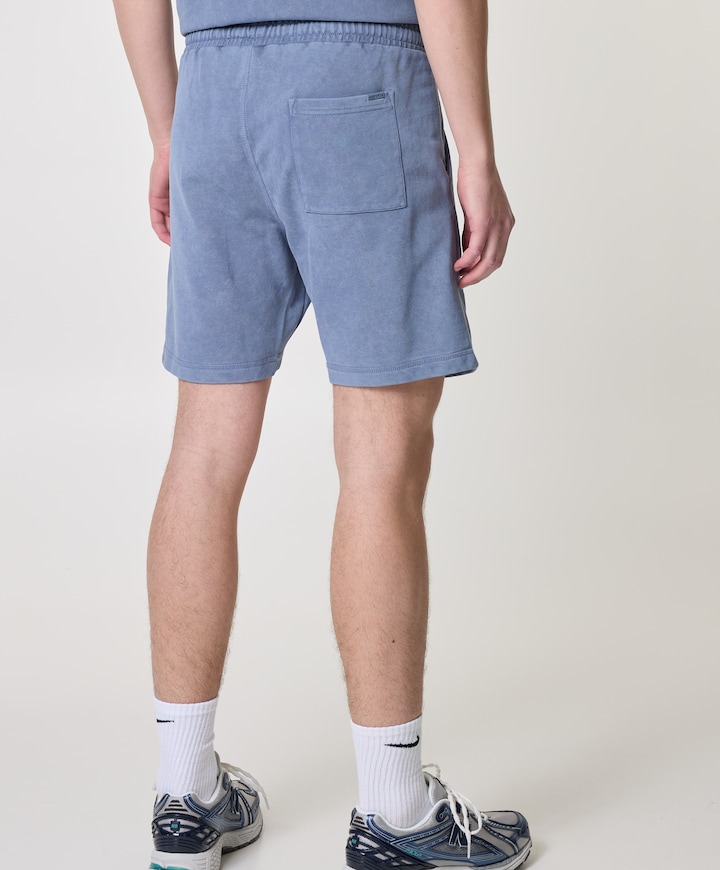 DYED SHORT SWEAT PANTS heren korte broek blauw