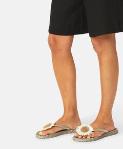 Flip Flop With Flower dames slippers goud