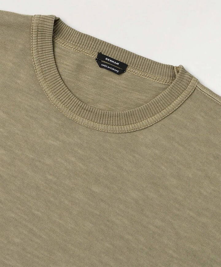 T-shirt beige