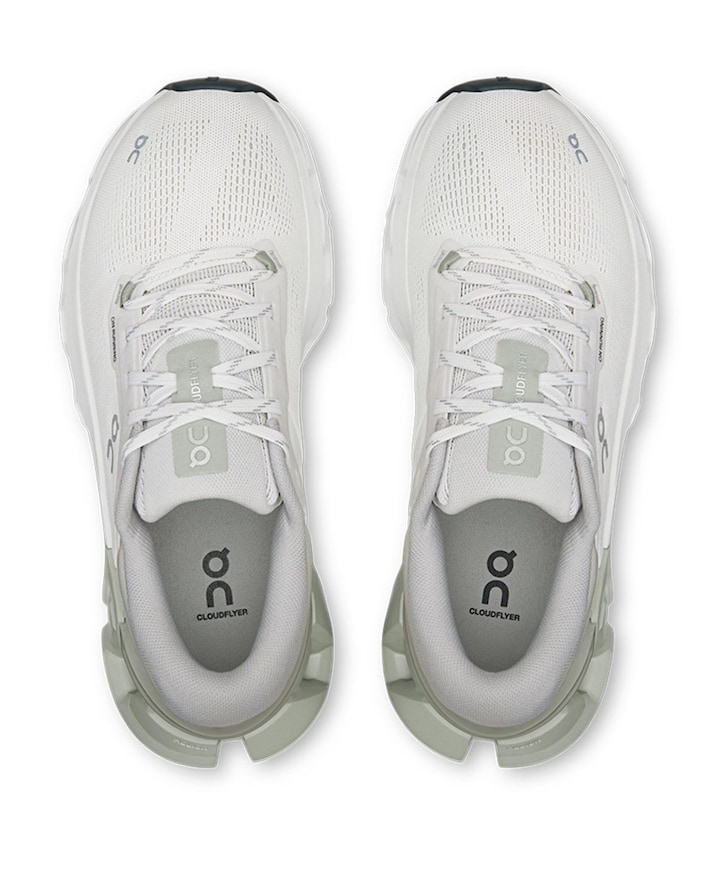 Cloudflyer 5 Women dames runningschoenen ecru
