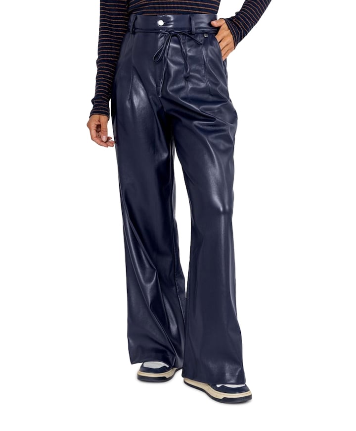 Vegan leather broek blauw