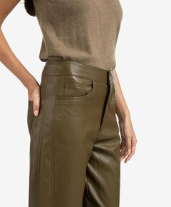 Faux leather carrot fit broek groen