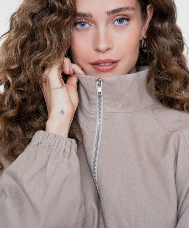 Dames sweater beige