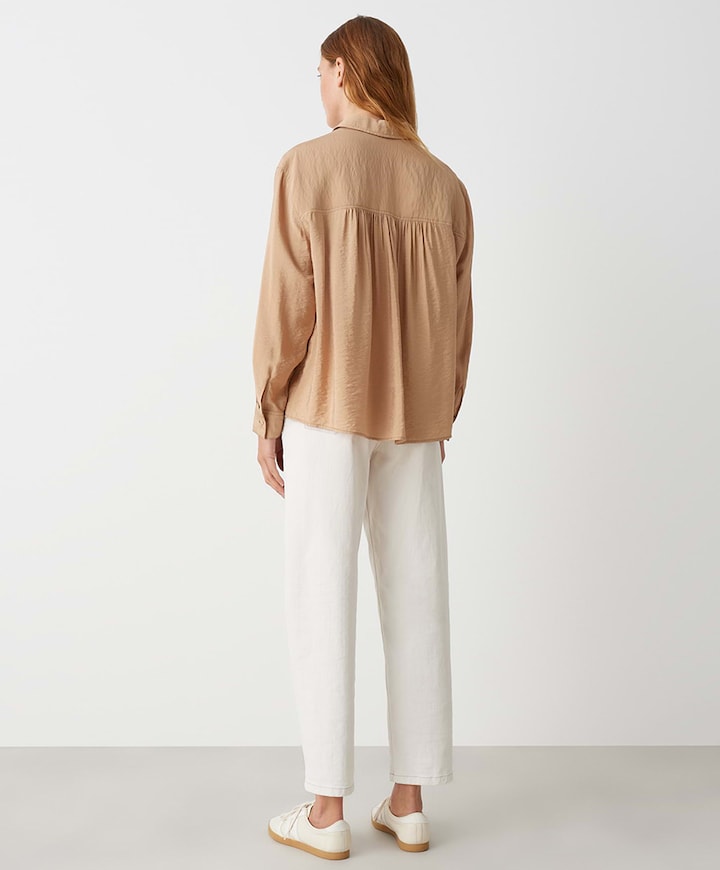 Blouse beige