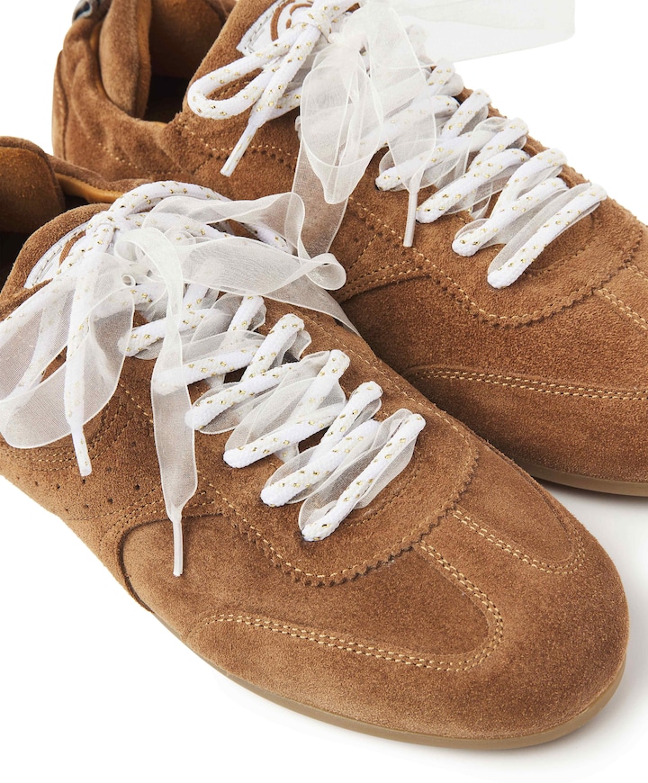 June Haylee dames sneakers bruin