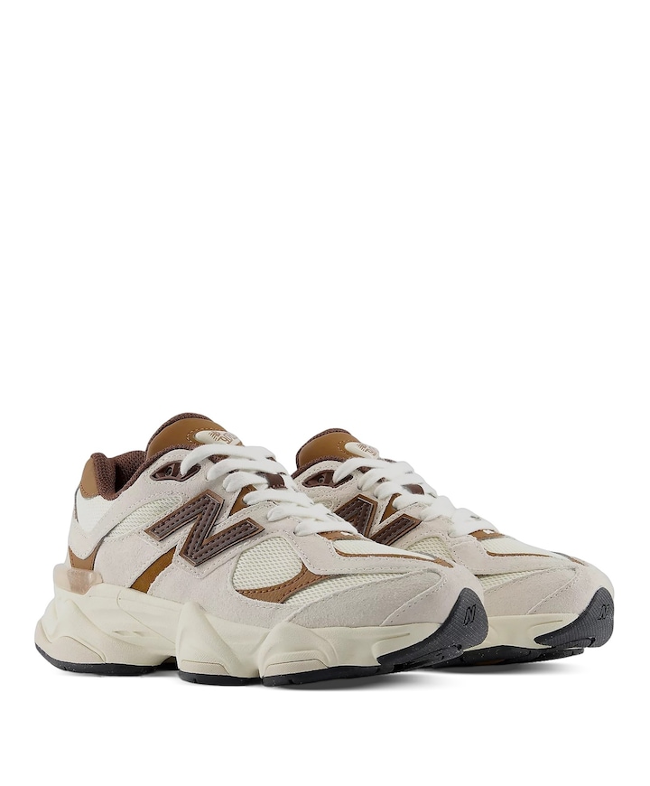 9060 uniseks sneakers  ecru