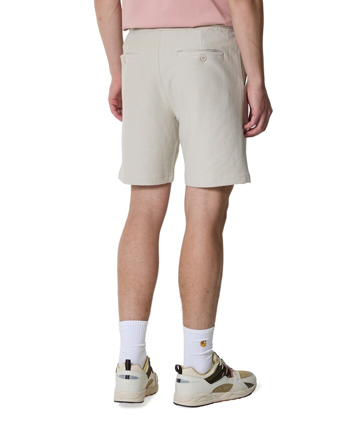 WOVEN SHORT heren korte broek beige