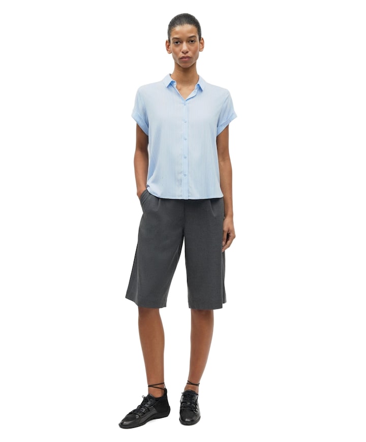 SAHARPER PLEAT 16054 dames korte broek blauw
