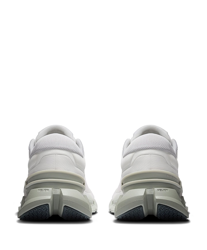 Cloudflyer 5 Women dames runningschoenen ecru