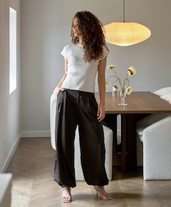 Fayla Drapy Satin Balloon Pants dames broek bruin