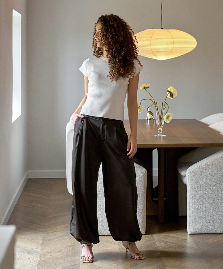 Fayla Drapy Satin Balloon Pants dames broek bruin