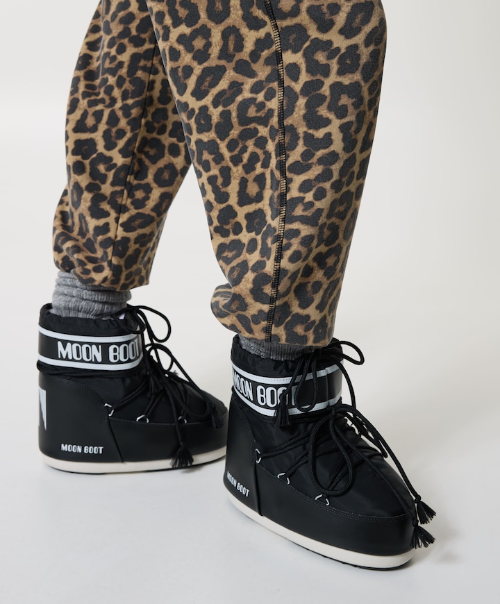 MB ICON LOW NYLON dames boots zwart