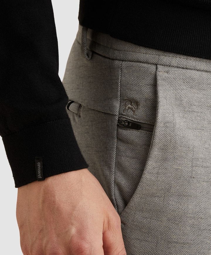 V11 CHINO PRINTED LINEN STRUCTURE heren broek beige