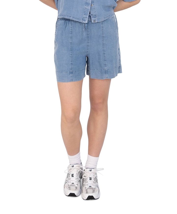 B10-02-Toni-2 dames korte broek blauw