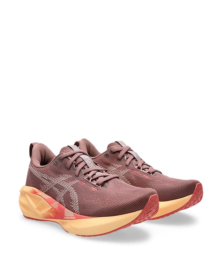 Novablast 5 dames runningschoenen rood