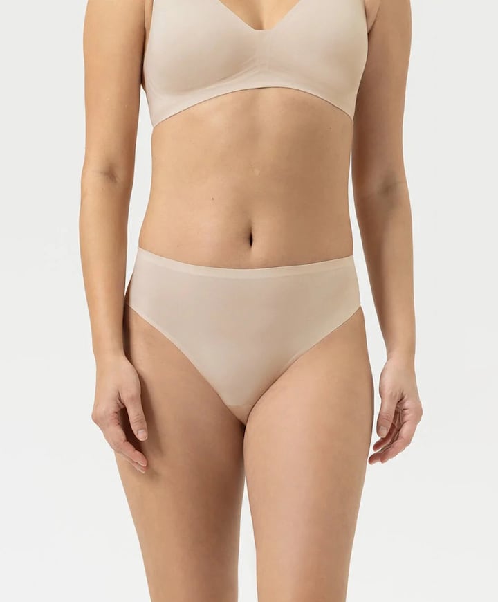 Dames string beige