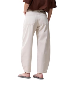 Cropped barrel fit dames jeans ecru
