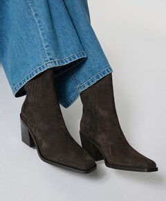 Ysanne dames enkellaarzen bruin