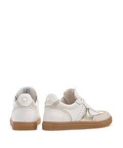 sneakers wit