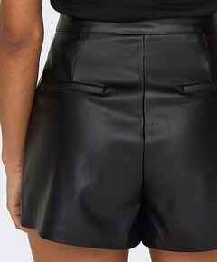ONLTRICIA FAUX LEATHER korte broek zwart