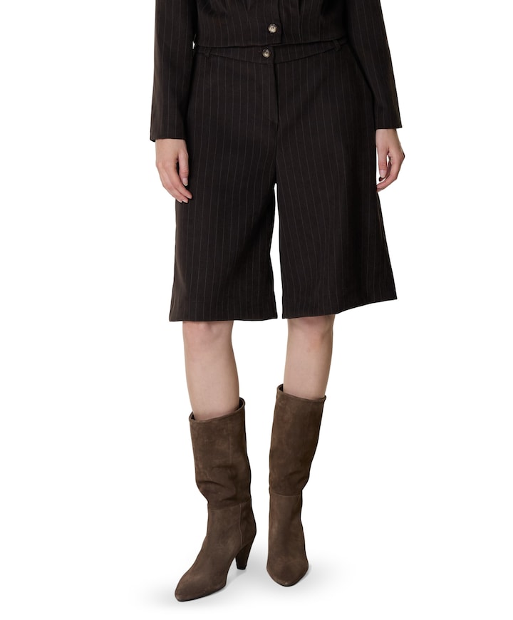 Streep velvet dames bermuda bruin
