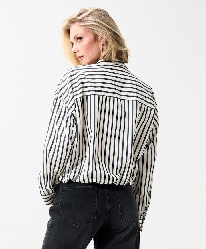Dames blouse ecru