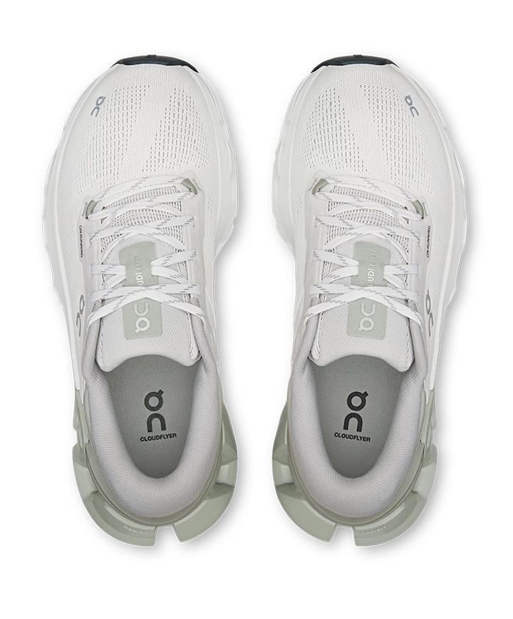 Cloudflyer 5 Women dames runningschoenen ecru