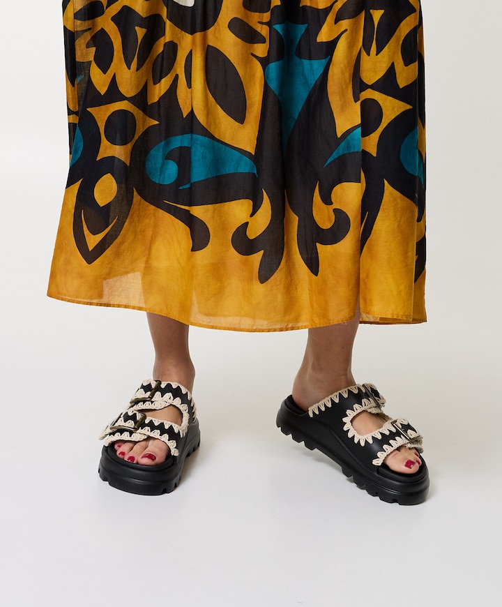 Eva one-piece slide two-buckle dames slippers zwart