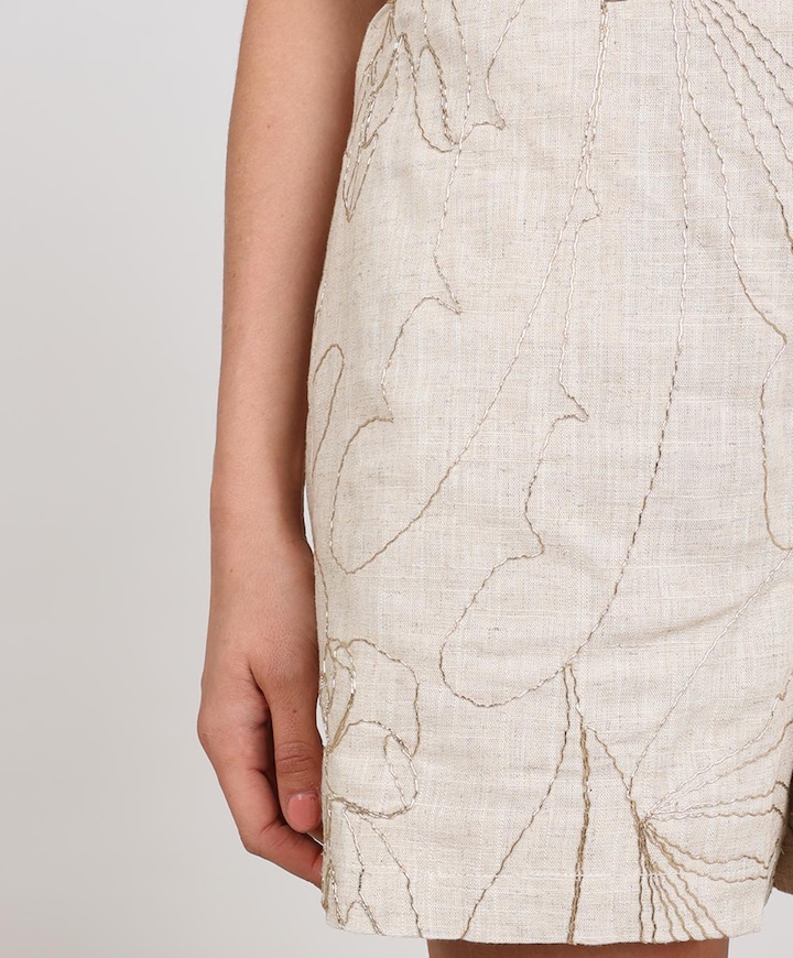 Dagmar Embroidery dames korte broek beige