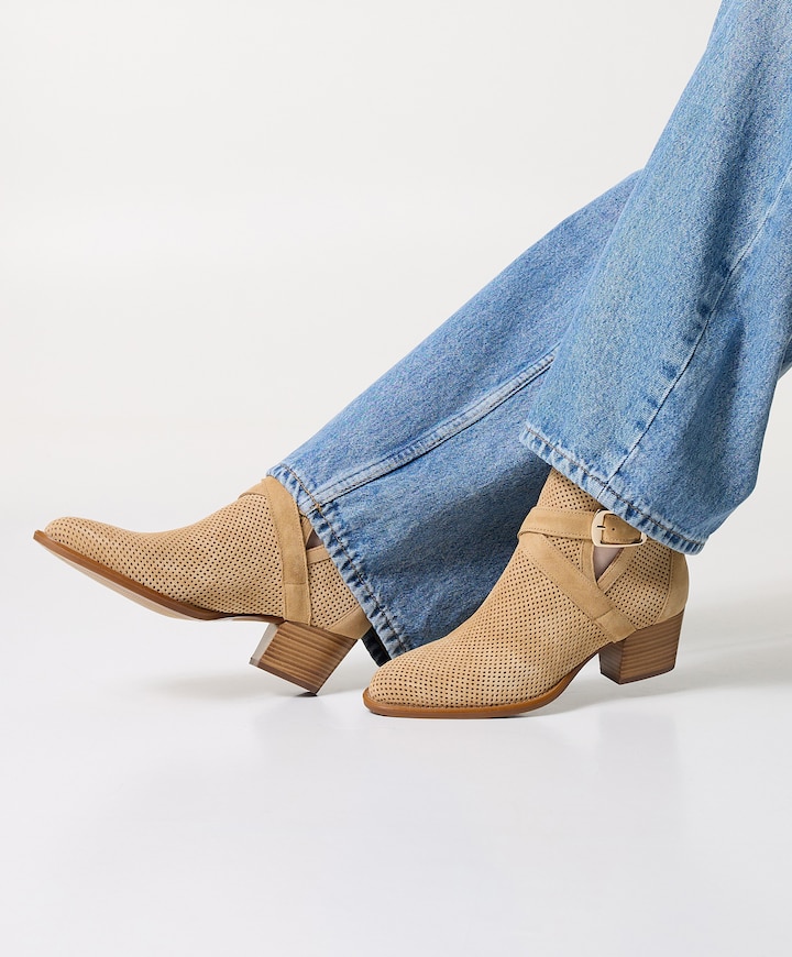 dames enkellaarzen beige