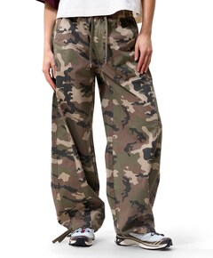 Barrel fit camo jogger dames broek groen