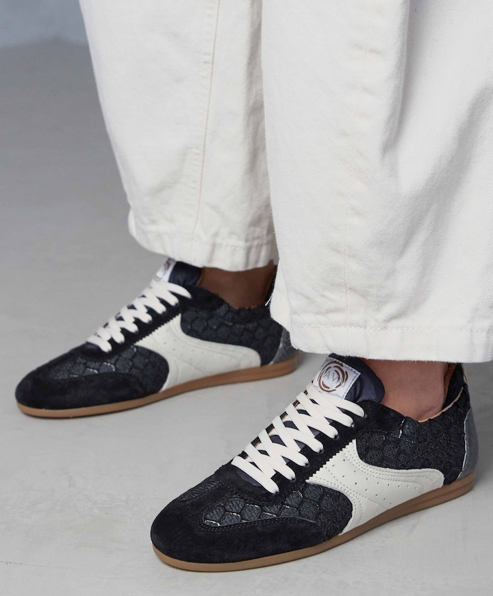 June Haylee dames sneakers zwart