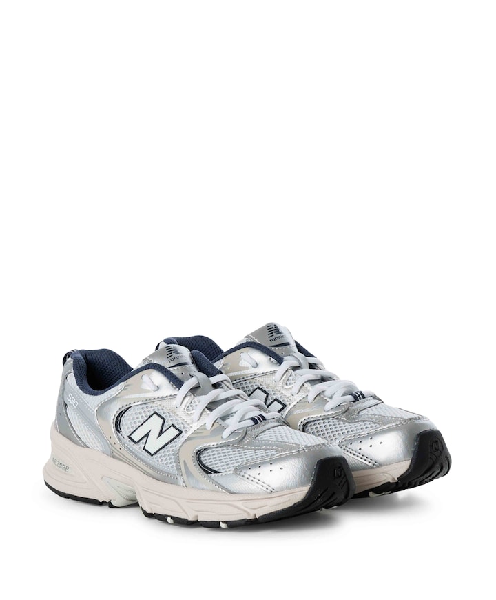 530 sneakers wit