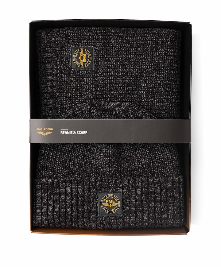 Beanie & scarf zwart