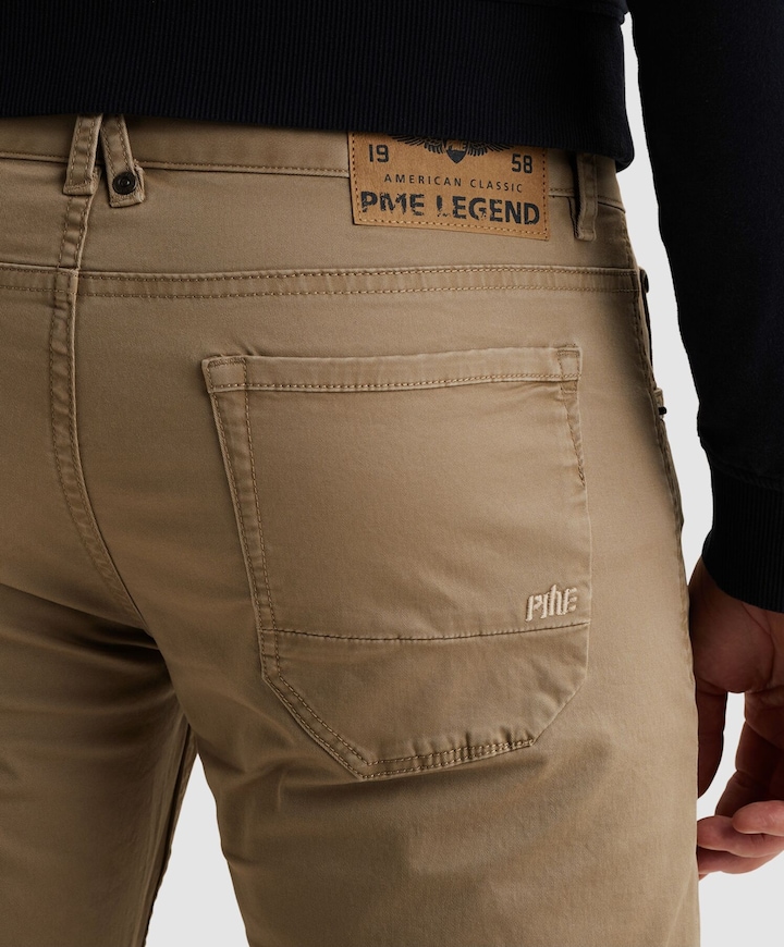 NAVIGATOR LEFT HAND STRETCH TWILL heren jeans beige