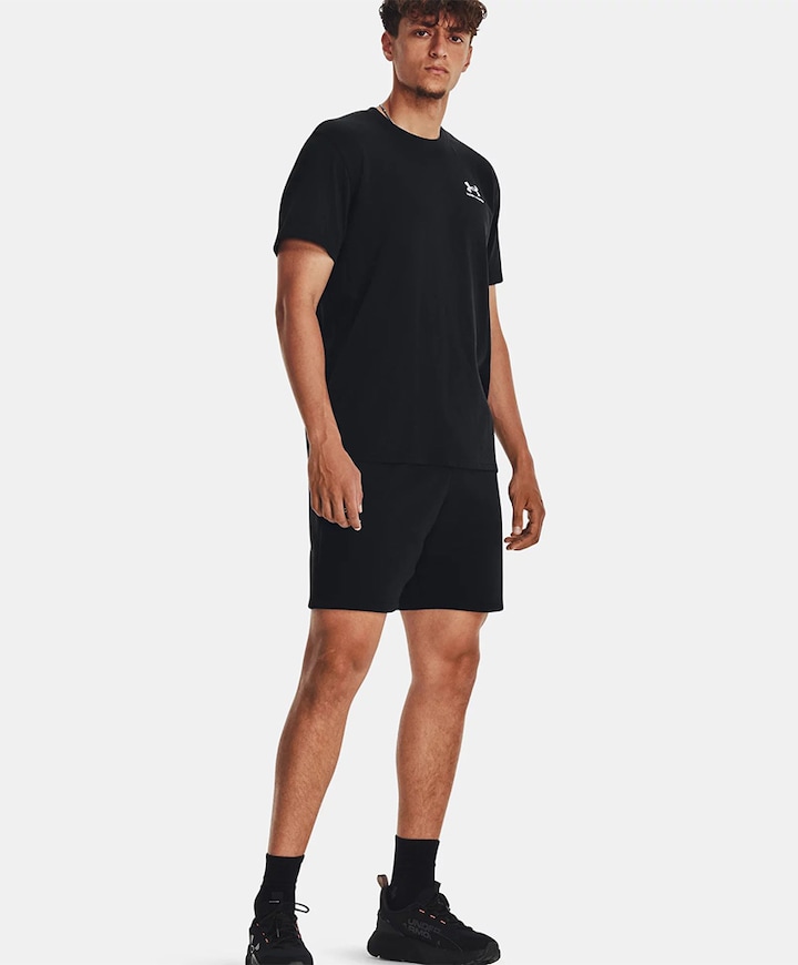 Ua Essential Fleece blk short zwart